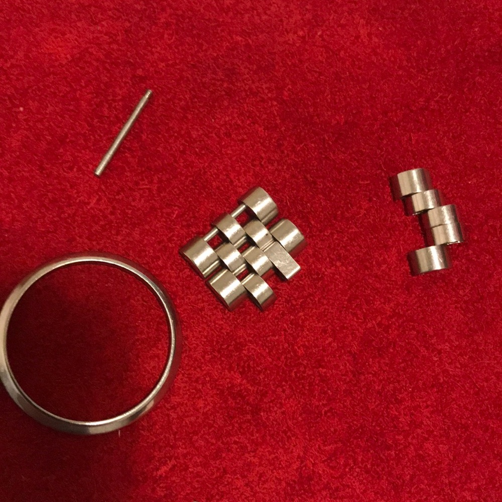 Rolex bezel and link